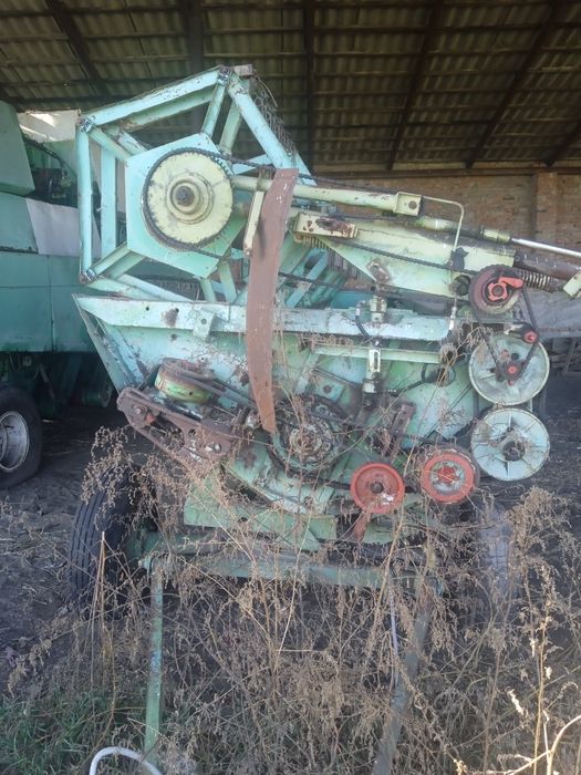 Продам зернову жатку від Форшріта 517