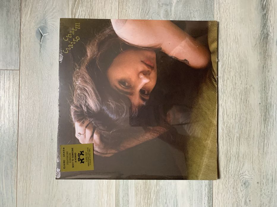 Clairo Charm Rosa Castanho Branco Vinyl