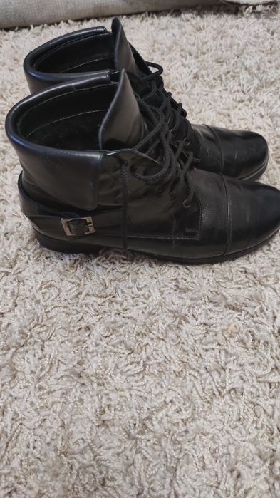 Жіночі Кожані лакові ботінки Traveller