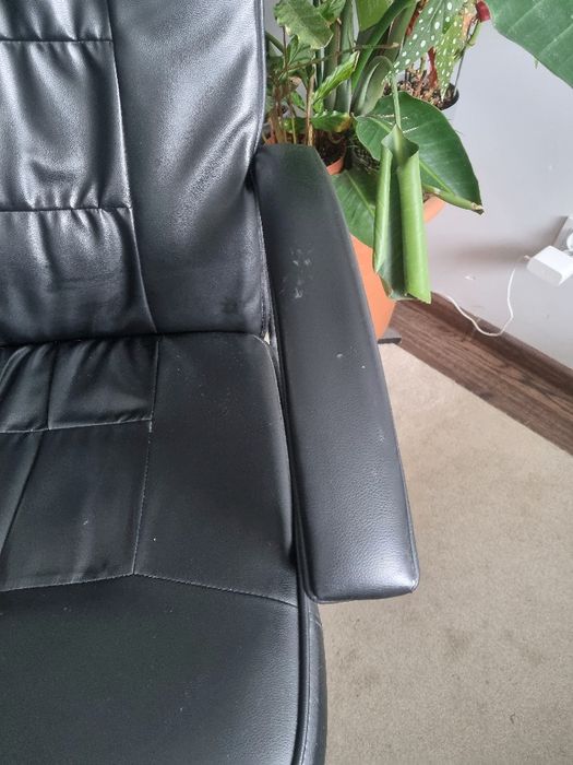 Krzslo biurowe obrotowe