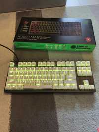 Razer HUNTSMAN Tournament Edition + HyperX pudding za FREE