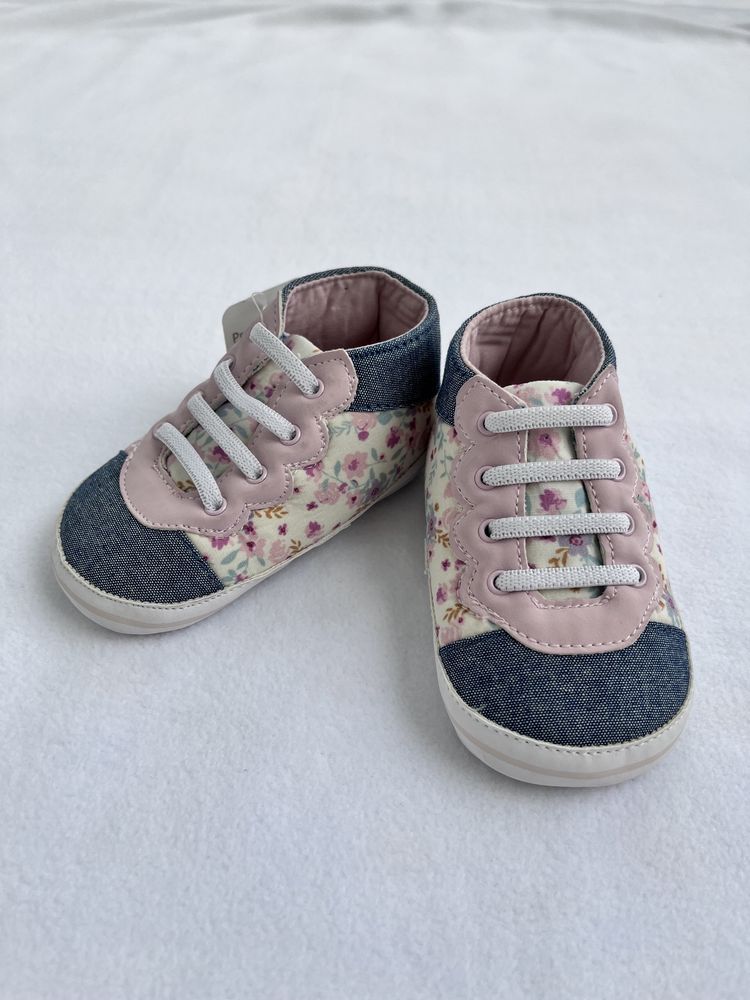 Пинетки-кроссовки для девочки до 12 мес  eur19 (uk3) Mothercare