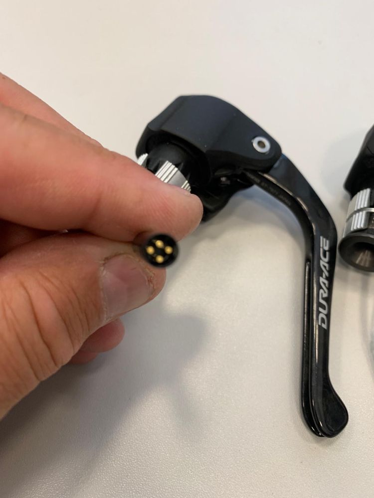 Dźwignie hamulcowe Di2 10s Dura Ace
