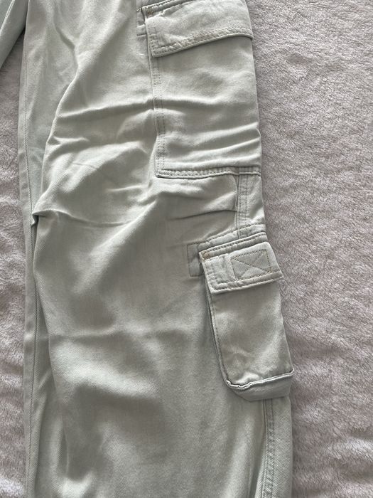 Calça cargo azul claro da ZARA