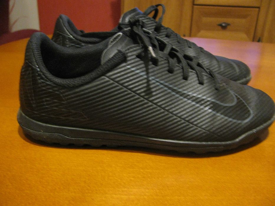 buty piłkarskie nike 36,5