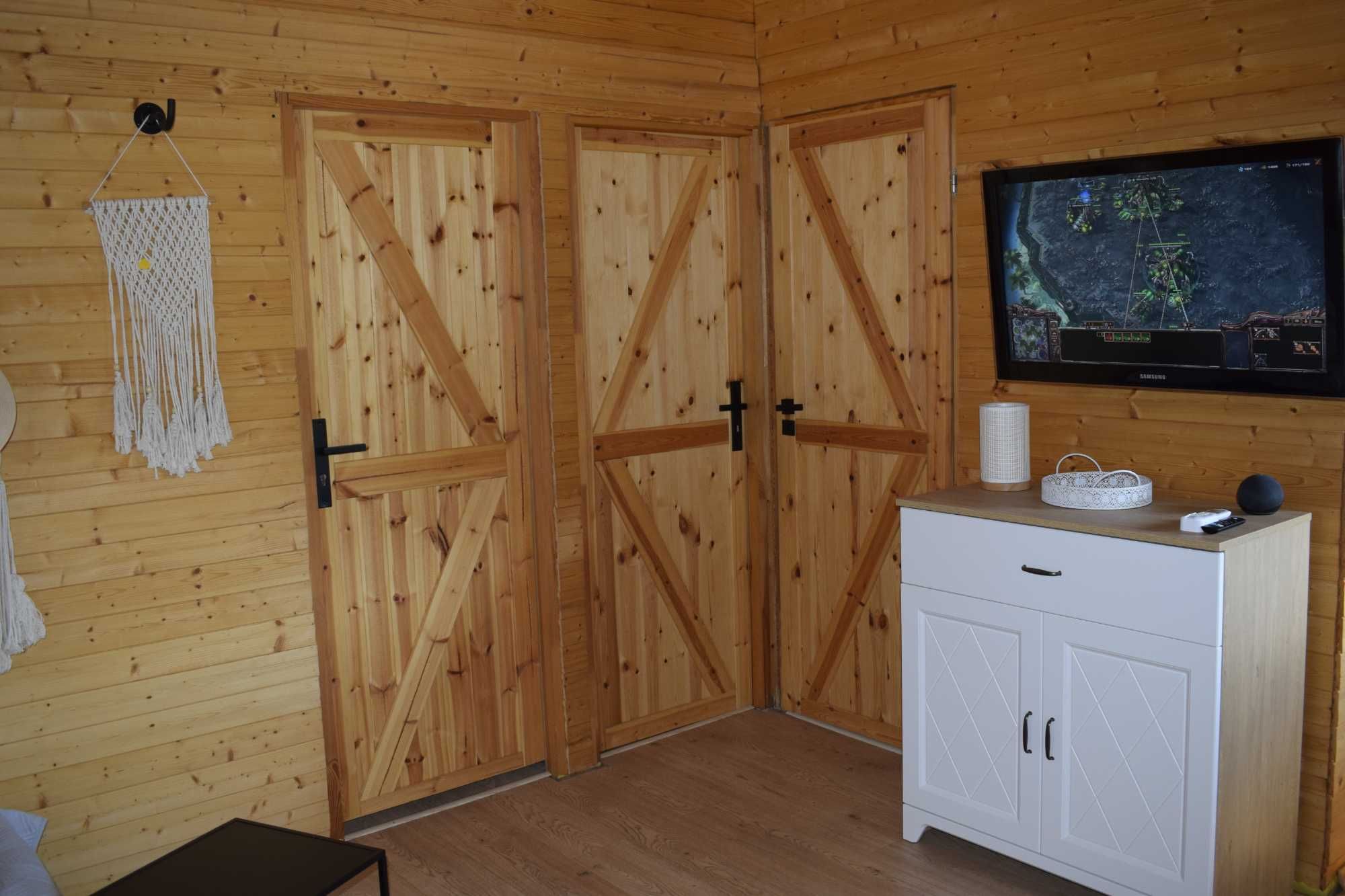 Domek nad jeziorem z sauną, jacuzzi, basenem, bez dodatkowych oplat