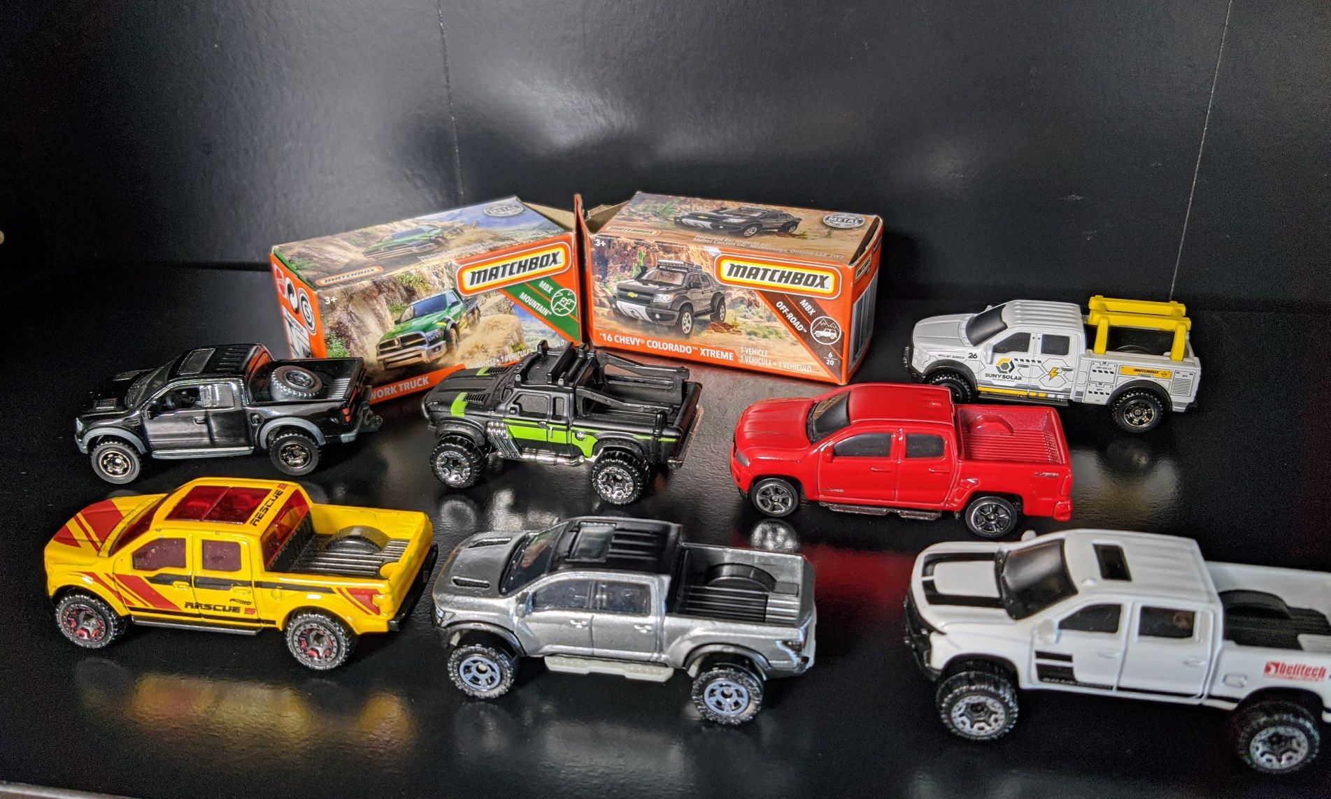 Hotwheels ,Matchbox, Maisto, лот, колекційні траки, пікапи