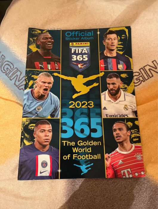 Cartas colecionais de futebol