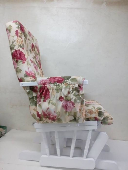 Fotel bujany , angielskie róże , na prezent