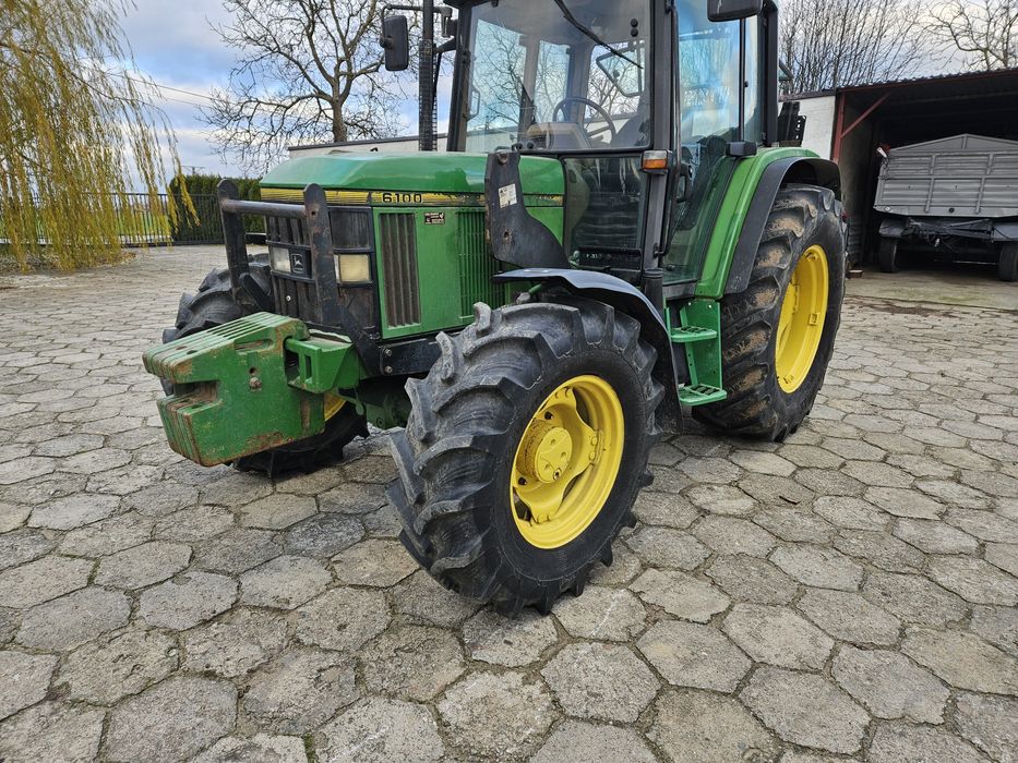 John deere 6100 75KM