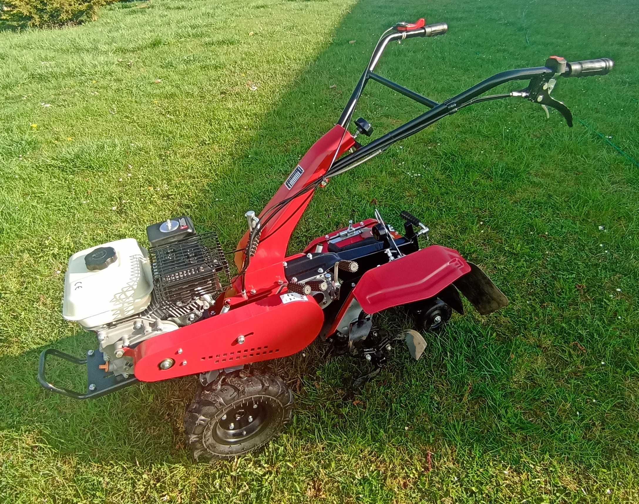 Glebogryzarka WMX650 - ciągnik jednoosiowy
