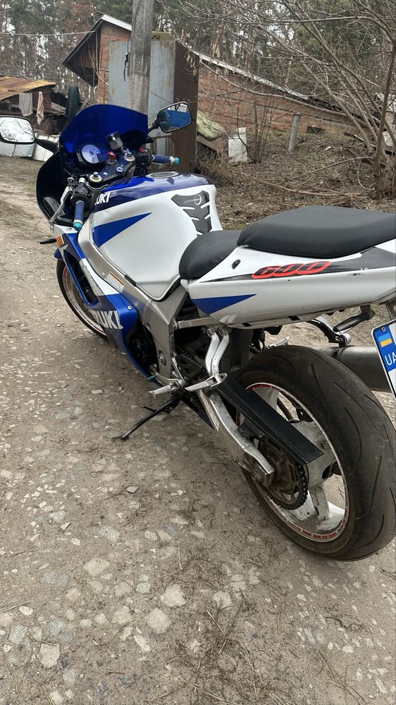 Suzuki Gsx-R 600