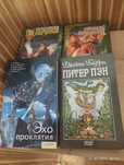 Подарую книги 9 шт