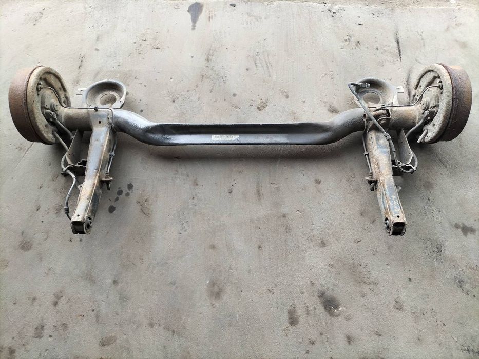 BELKA OŚ ZAWIESZENIA TYŁ BĘBNY Z ABS CITROEN EVASION I LIFT