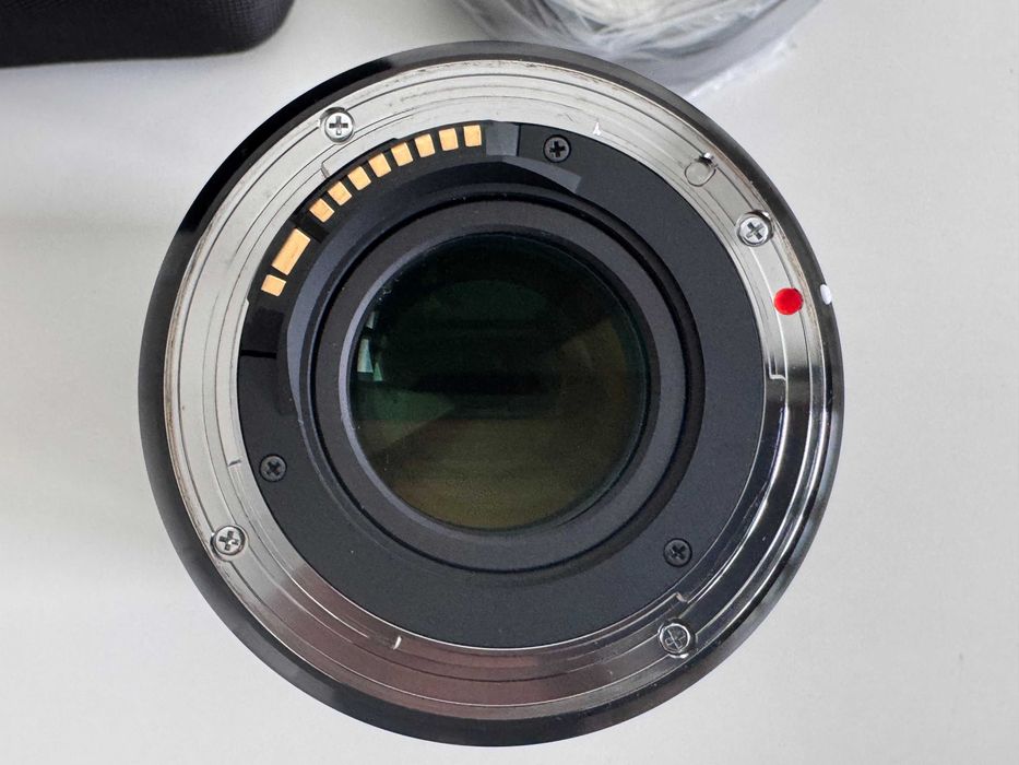 Об'єктив Sigma 18-35mm f/1.8 DC HSM ART (для Canon)