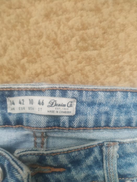 Джинсы женские б/у.