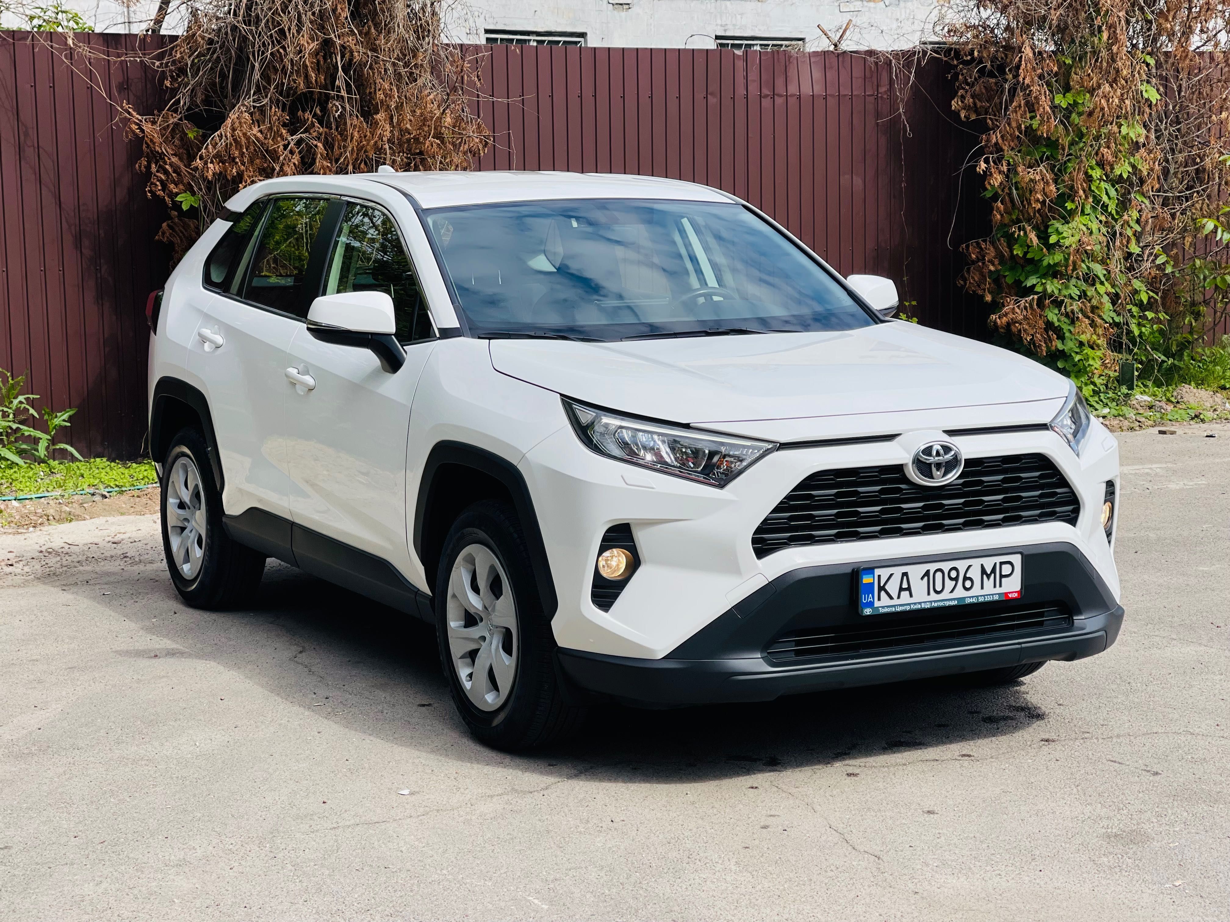 Toyota RAV4 официальный оригинальный пробег!