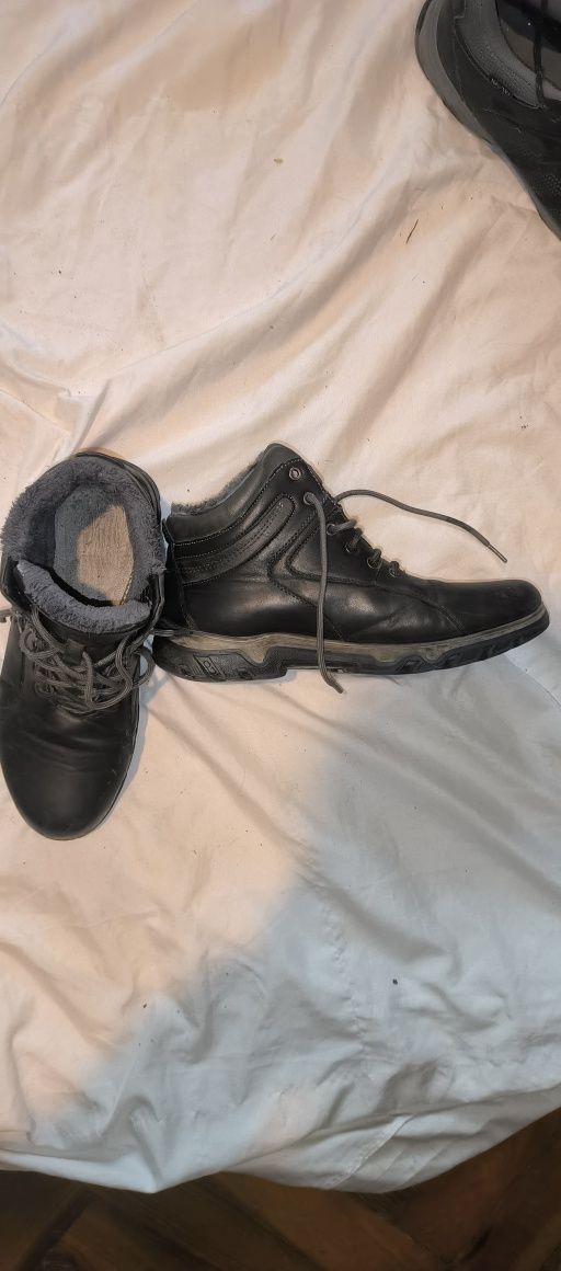 Продам мужские зимние ботинки , трекинговые кроссовки AVS - Tex