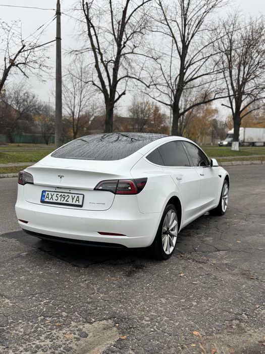 Продам Tesla Model 3 Long Range Dual Motor