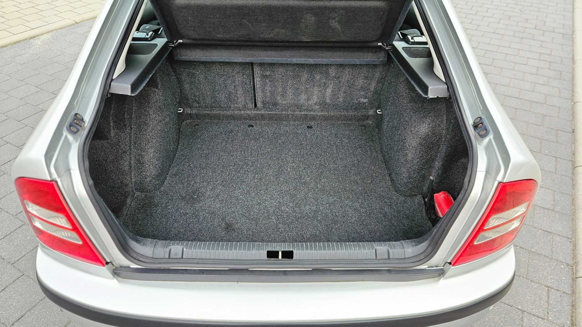 Skoda Octavia 1.6 MPI 1 Właściciel Polski Salon Bez Korozji