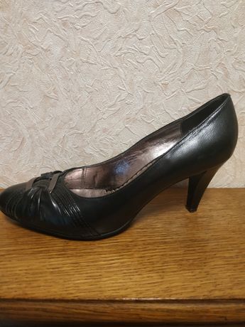 Женские туфли р-р 36