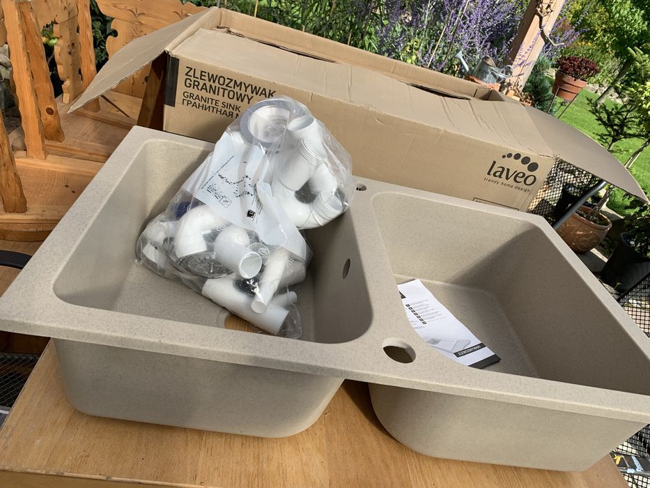 Nowy zlewozmywak granitowy dwukomorowy