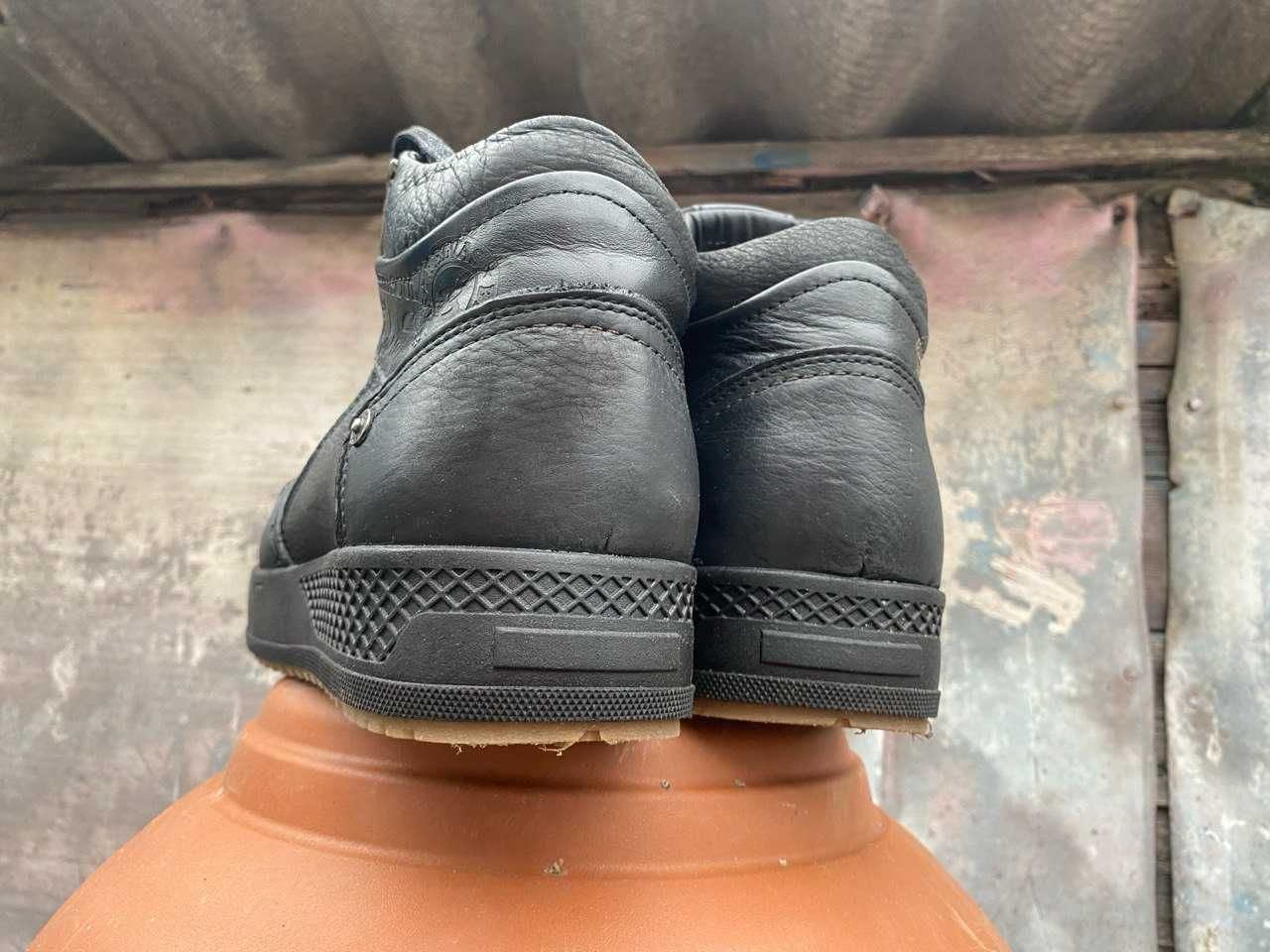 Чоловічі черевики шкіряні зимові чорні Belvas 19157
