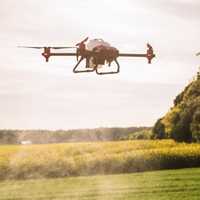 Послуги дронами агродронами, обприскування полів оренда обприскувача