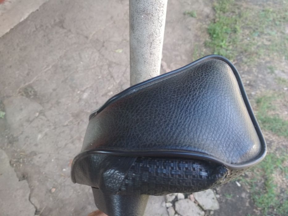 Продам  підголовник