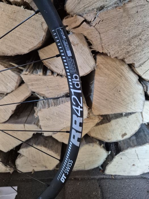 Koła DT Swiss RR 421