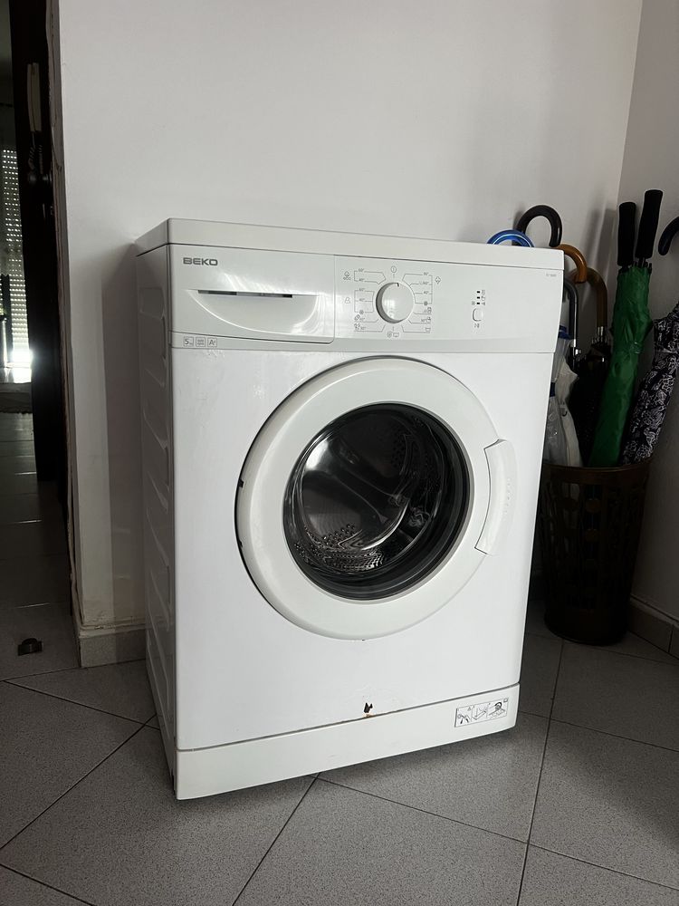 Máquina de Lavar Roupa Beko Slim – 6kg
