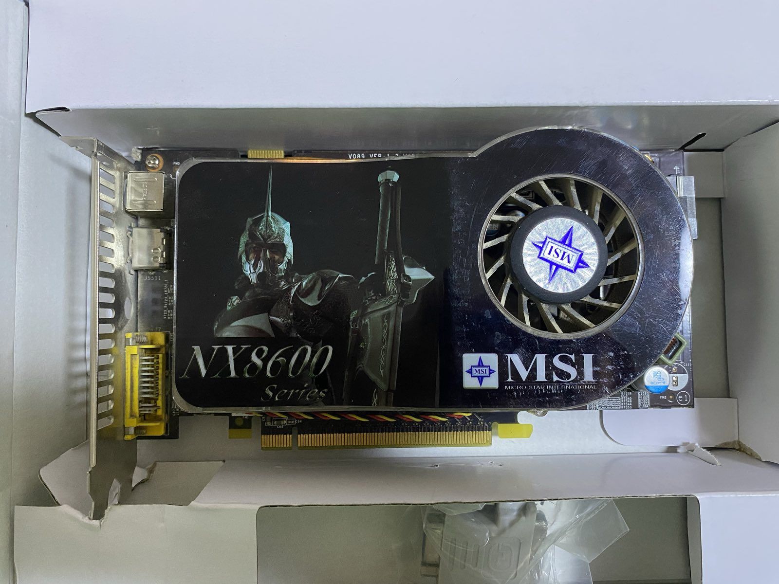 Відеокарта MSI nx8600gt б/в