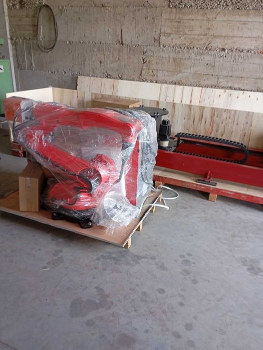 Продаж та консультації з роботизованних систем та ліній