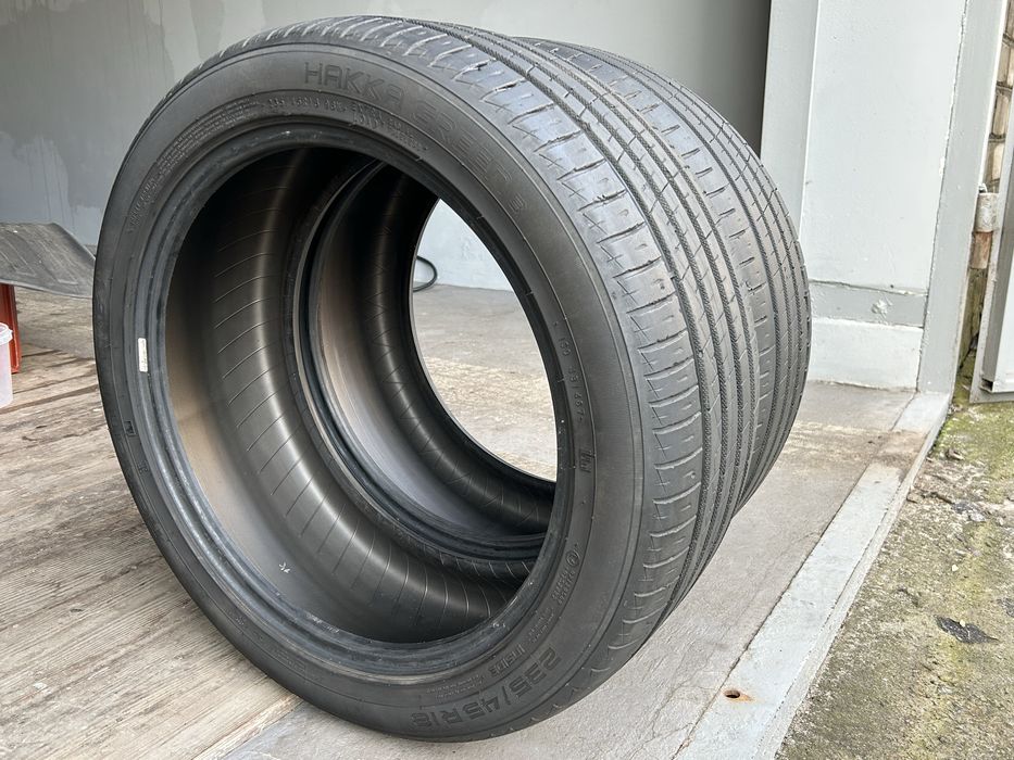 Nokian Nakka Green 3  235 45 18