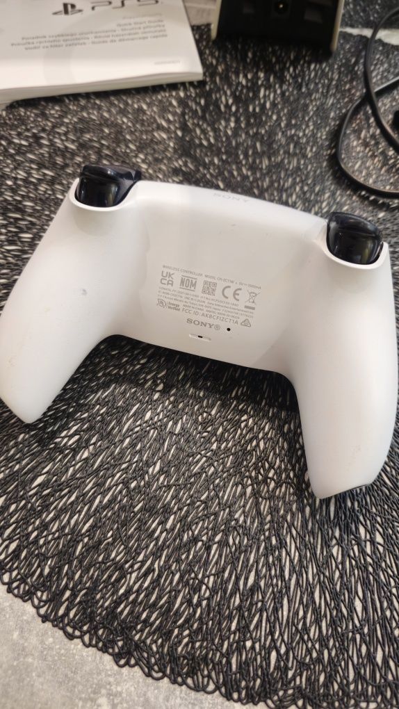 Playstation 5 Digital 825GB z Lepszym chłodzeniem plus org pad