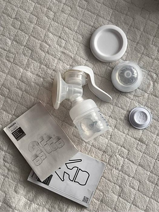 Молоковідсмоктувач Phillips Avent + лактаційні вкладиші