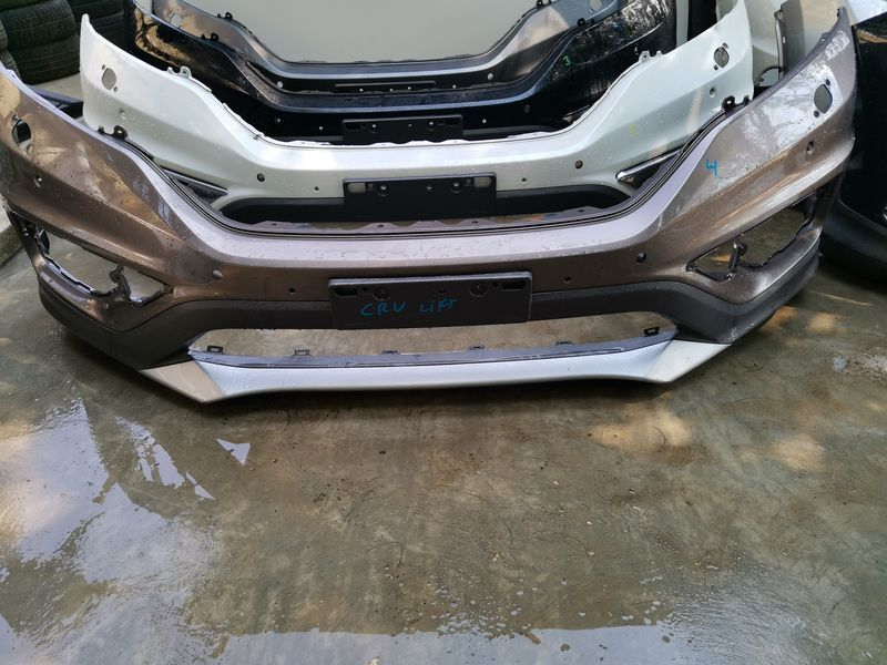 Бампер передний Honda CR-V 4 Хонда СРВ 4 дорестайл/рестайл 2012-2018