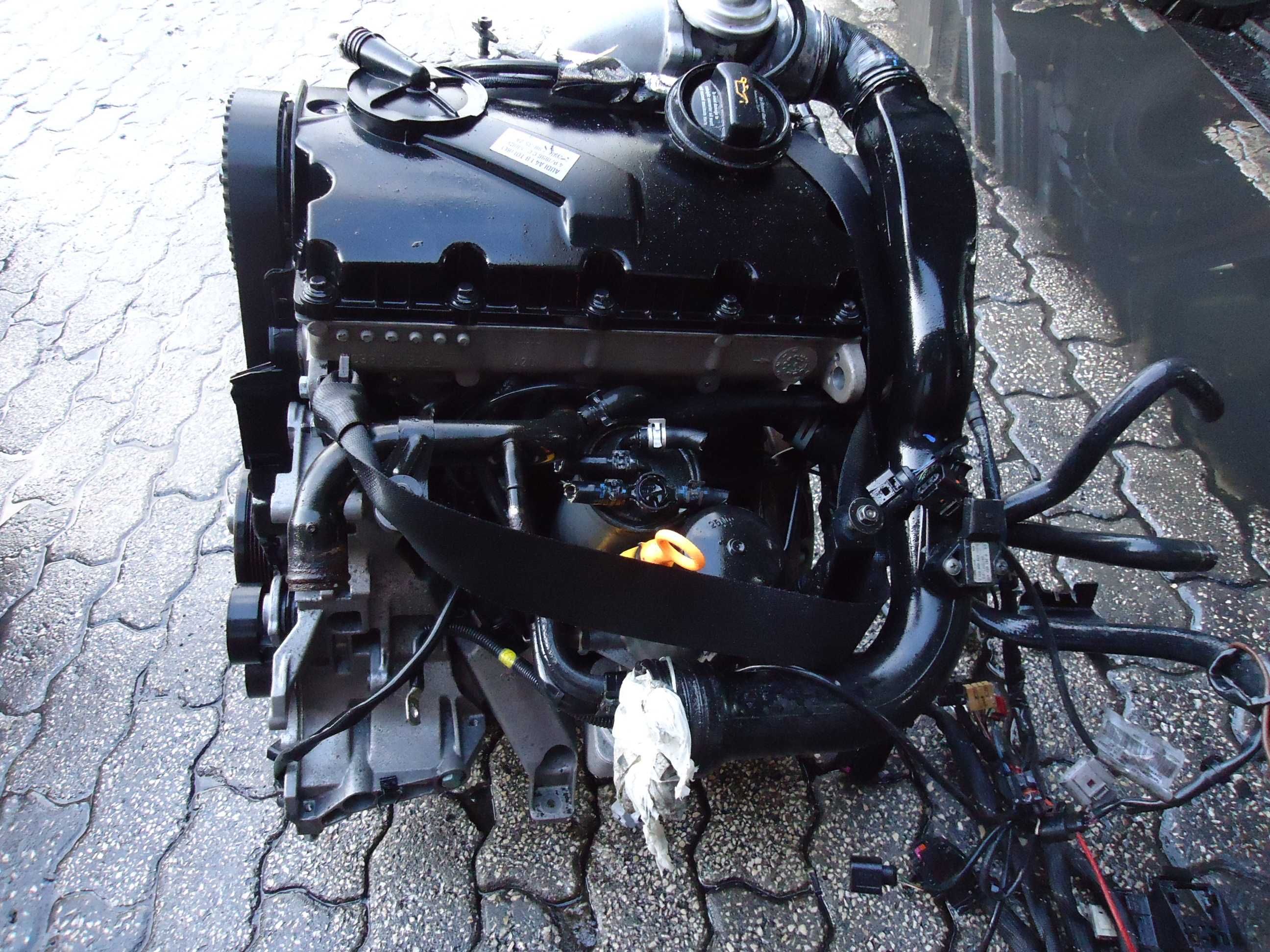 Motor Audi A4 1.9 Tdi 130cv (AWX)
