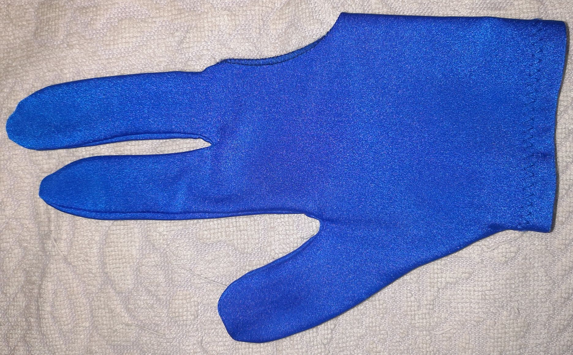 Синяя бильярдная перчатка Predator на левую руку