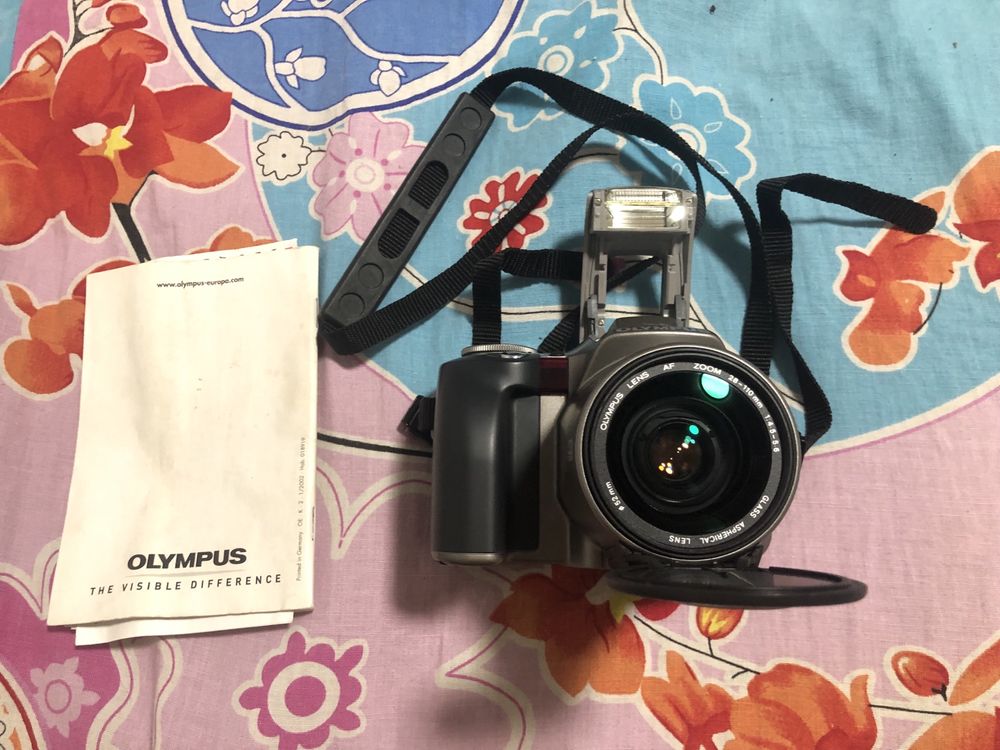 Пленочный фотоаппарат Olympus is-300