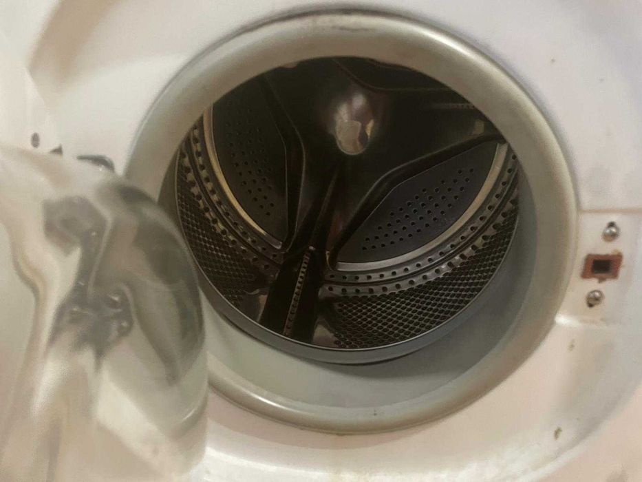 Maquina de lavar Roupa HAIER - USADA
