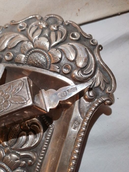 Bandeja e Tesoura de Morrões em Prata