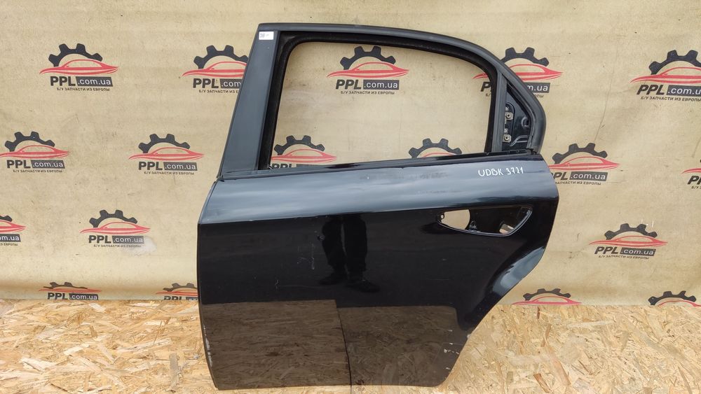 Alfa Romeo 159 2005-2011 седан дверь задняя левая 50513857