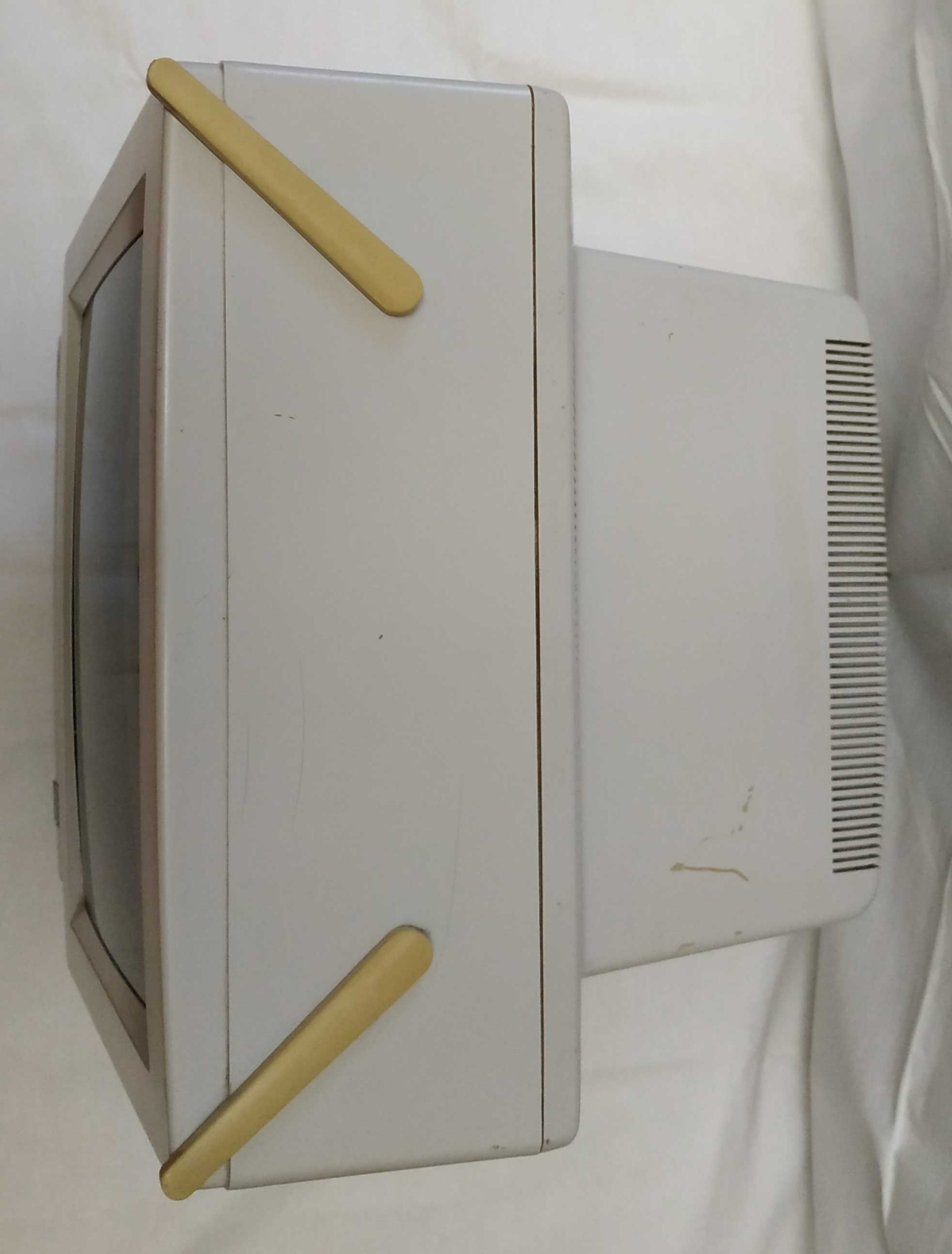 Раритетный монитор PHILIPS PRO 7BM749