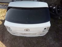 toyota AVENSIS T27 09-12 klapa bagażnika tył kolor biały 040 kombi