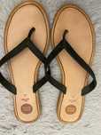 Chinelo em couro, tamanho 38