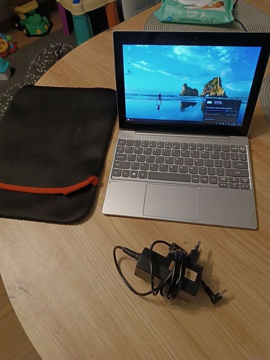 Laptop tablet 2w1 Lenovo 320 10ICR.