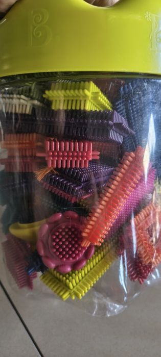 Klocki jeżyki, Bristle Blocks, giętkie, kreatywne, całe pudło, B.Toys