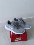 Кросівки Nike Tanjun (eur 42,5)