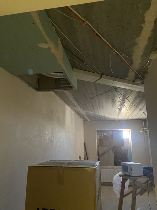 Продаю 1 комнатную гостинку ЖК Воробьевы Горы на Полях